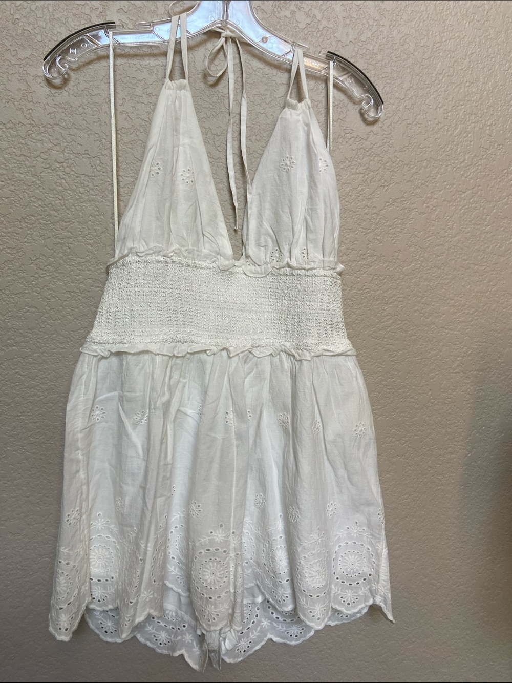 Urban Outfitters Millie White Eyelet Smocked Romper, size L. NWT - Picture 5 of 16